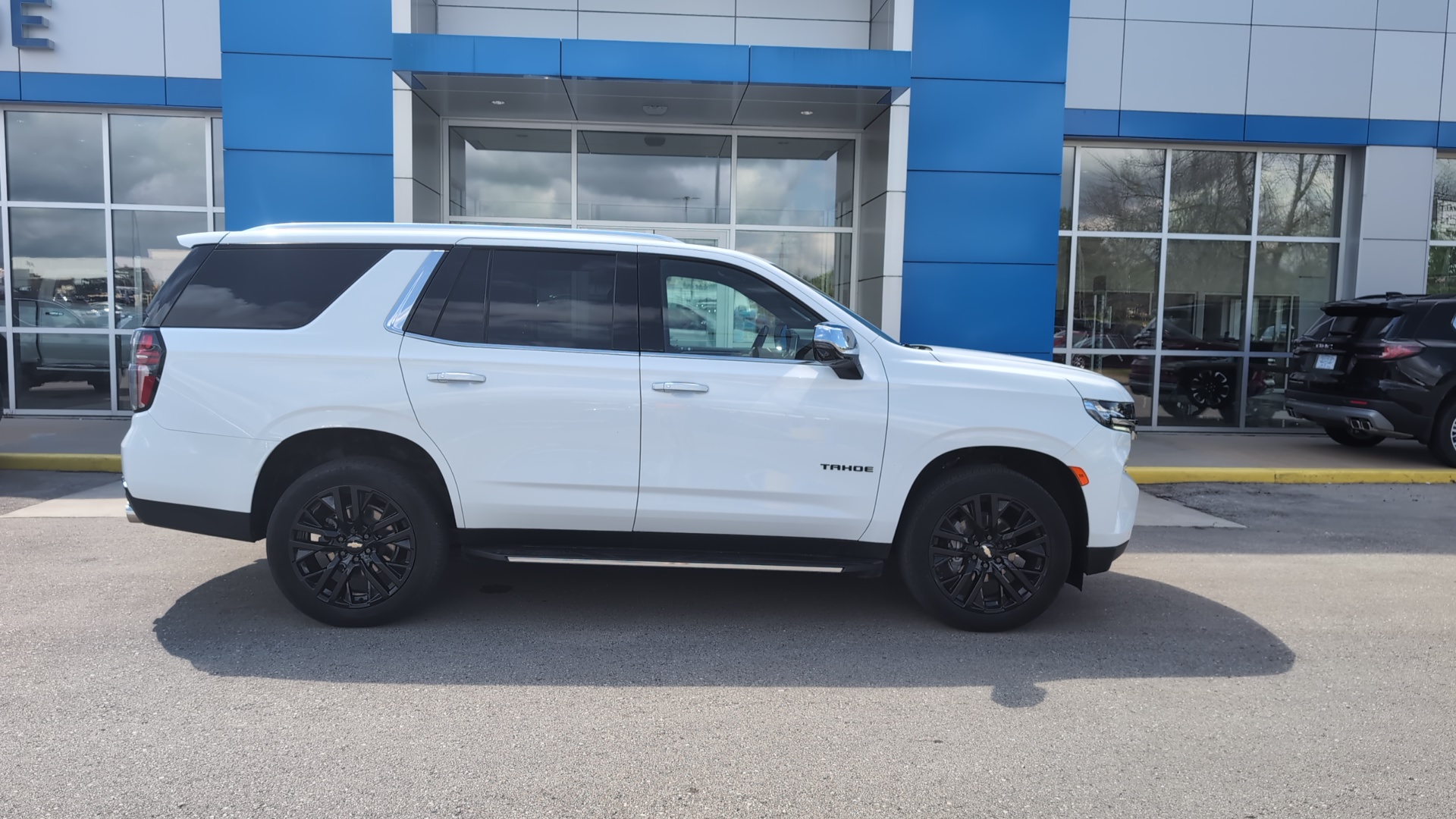 2022 Chevrolet Tahoe Premier 1