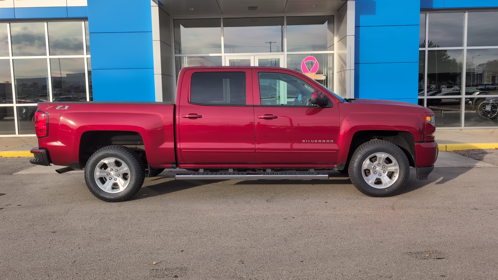 2018 Chevrolet Silverado 1500 LT 1