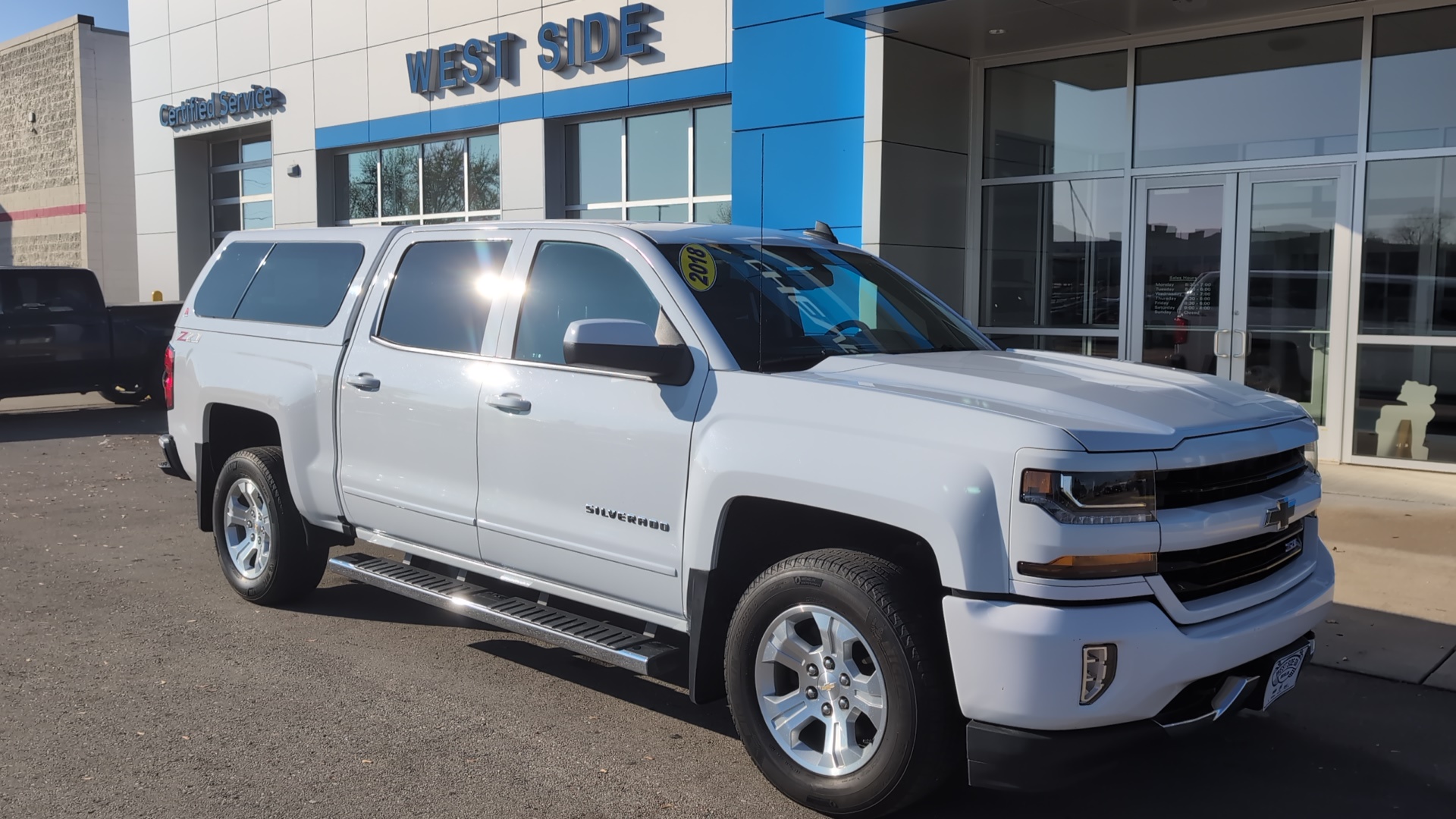 2018 Chevrolet Silverado 1500 LT 2