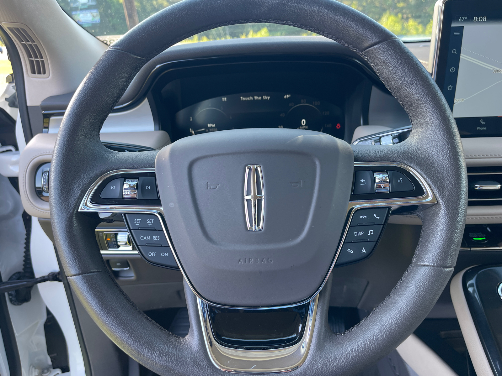 2022 Lincoln Nautilus Standard 20