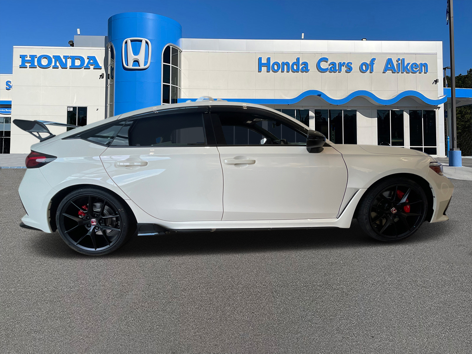 2024 Honda Civic Type R Base 8