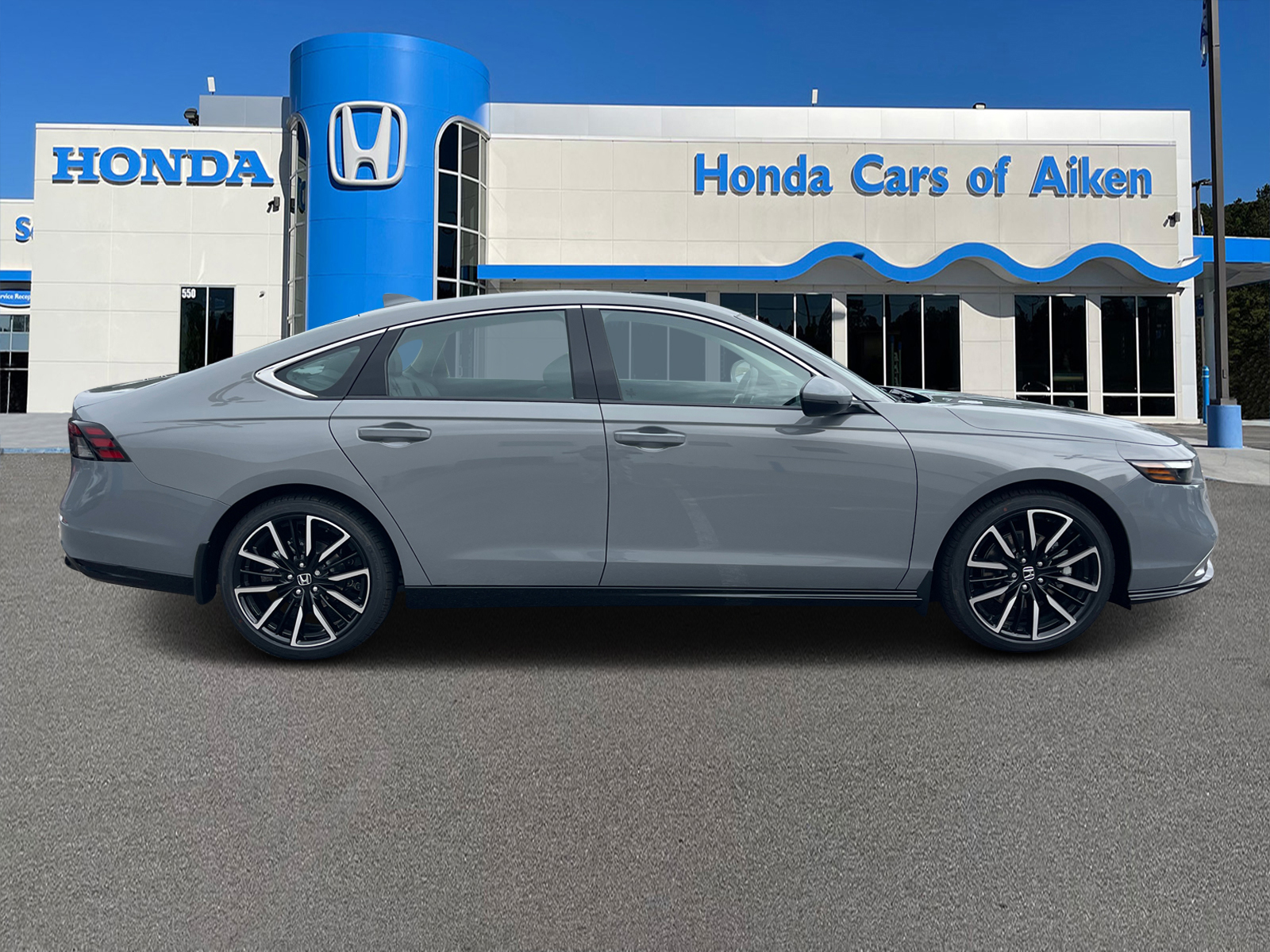 2024 Honda Accord Hybrid Touring 8