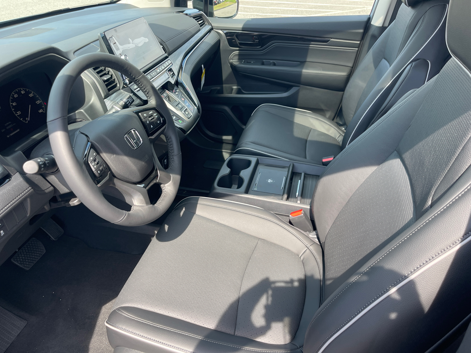 2025 Honda Odyssey Elite 27