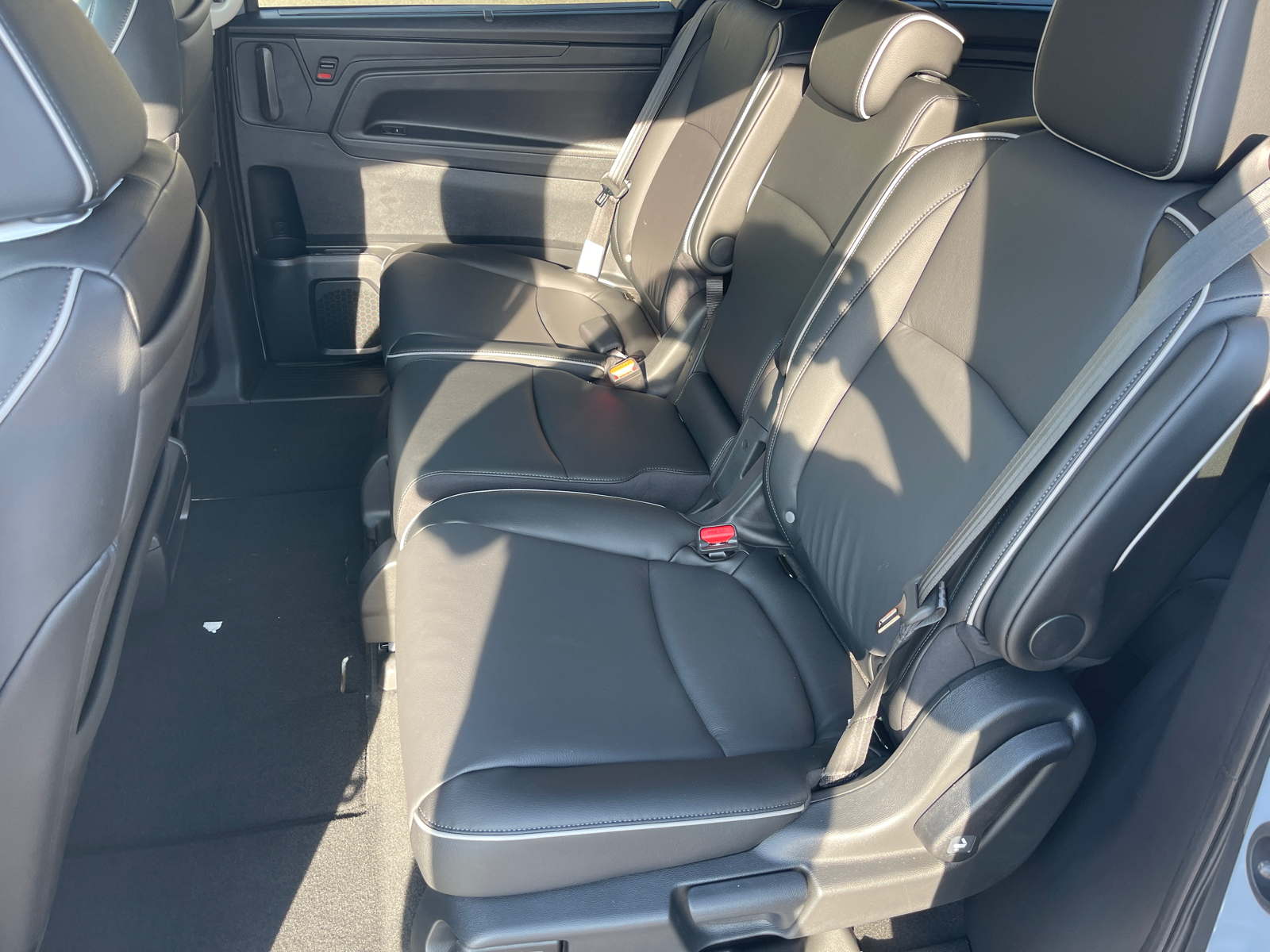 2025 Honda Odyssey Touring 12