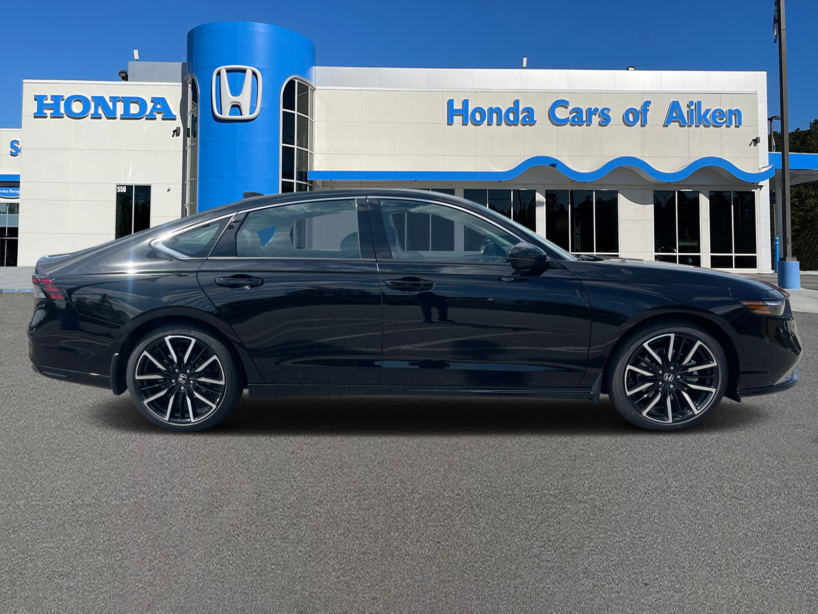 2024 Honda Accord Hybrid Touring 8