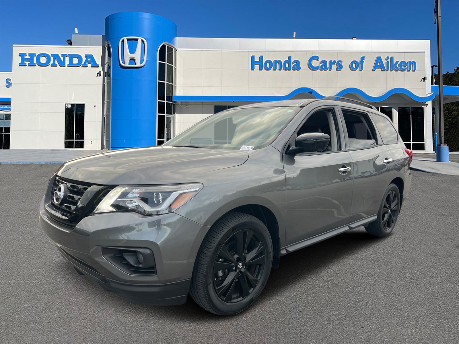 2018 Nissan Pathfinder SL 3