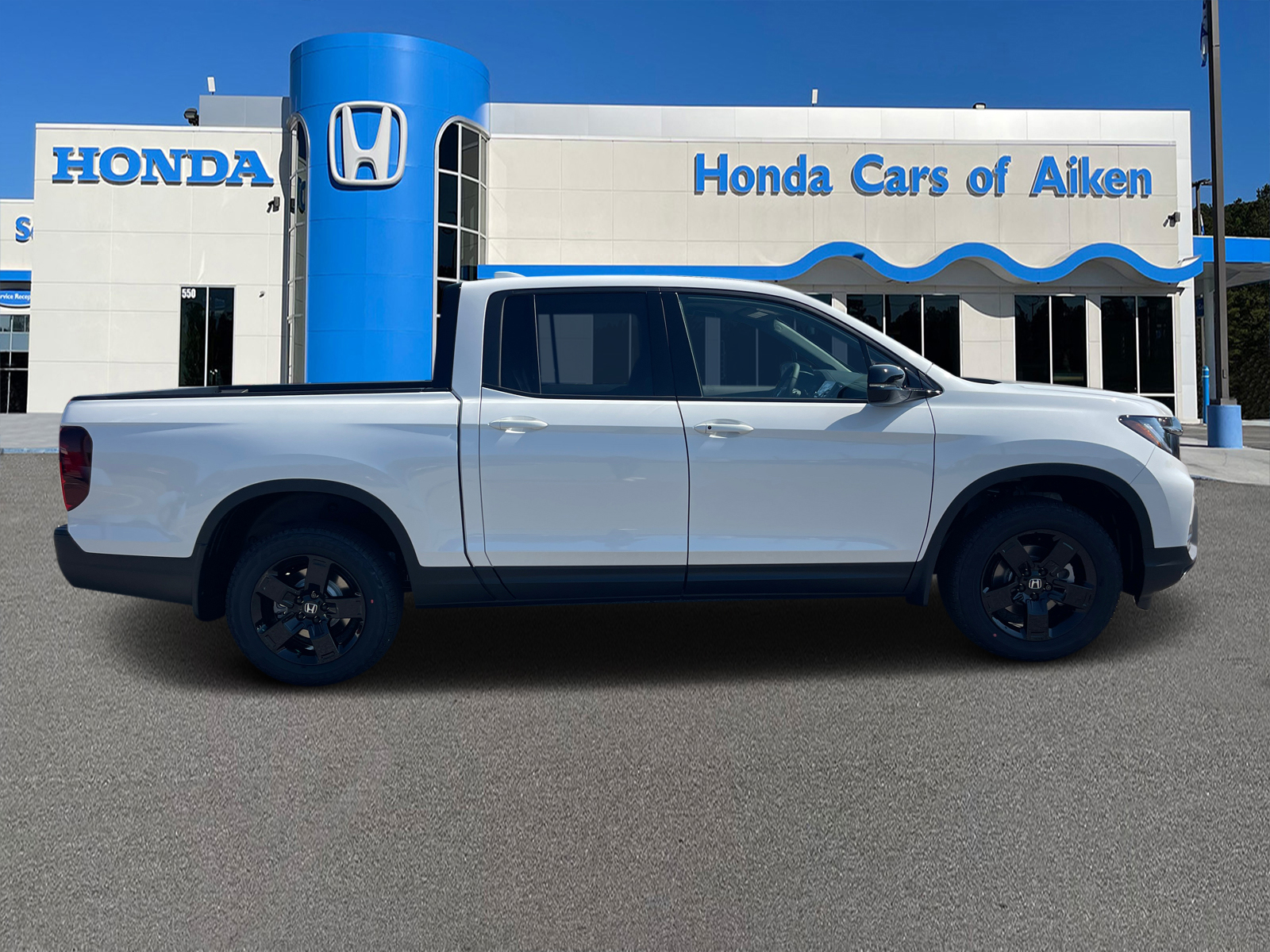 2025 Honda Ridgeline Black Edition 8