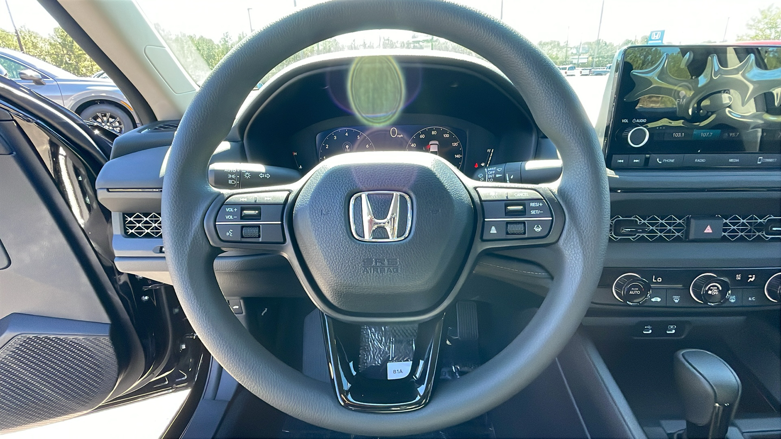 2025 Honda Accord LX 19