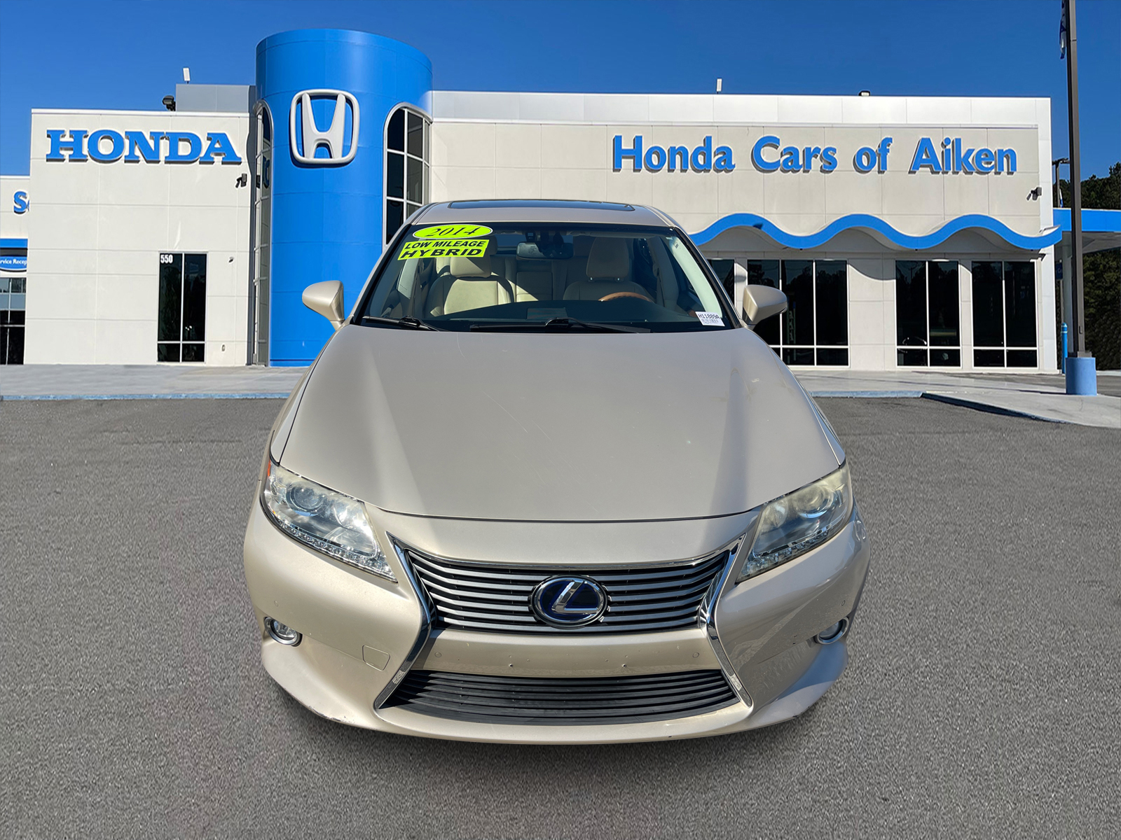 2014 Lexus ES 300h 2