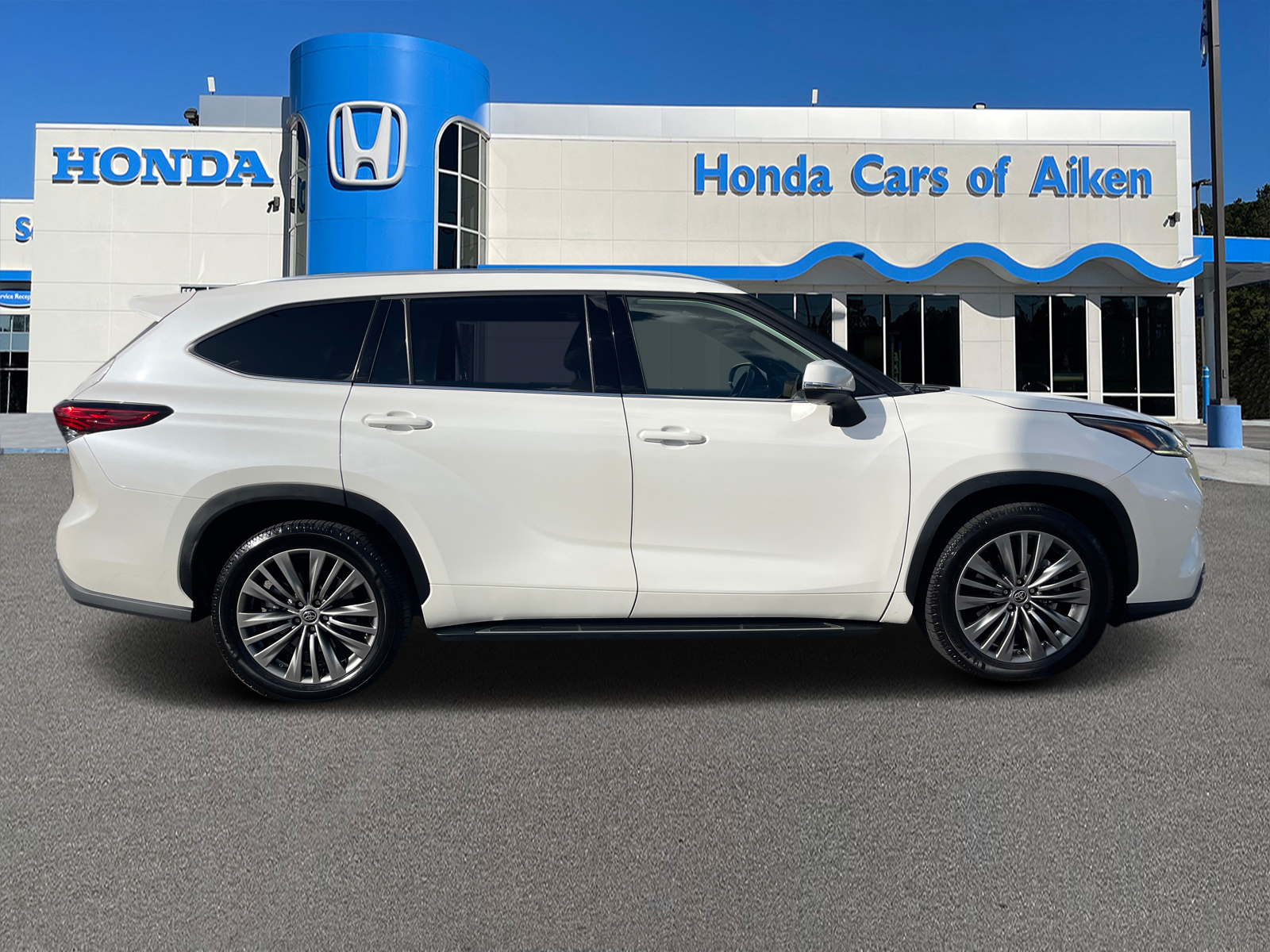 2021 Toyota Highlander Platinum 8