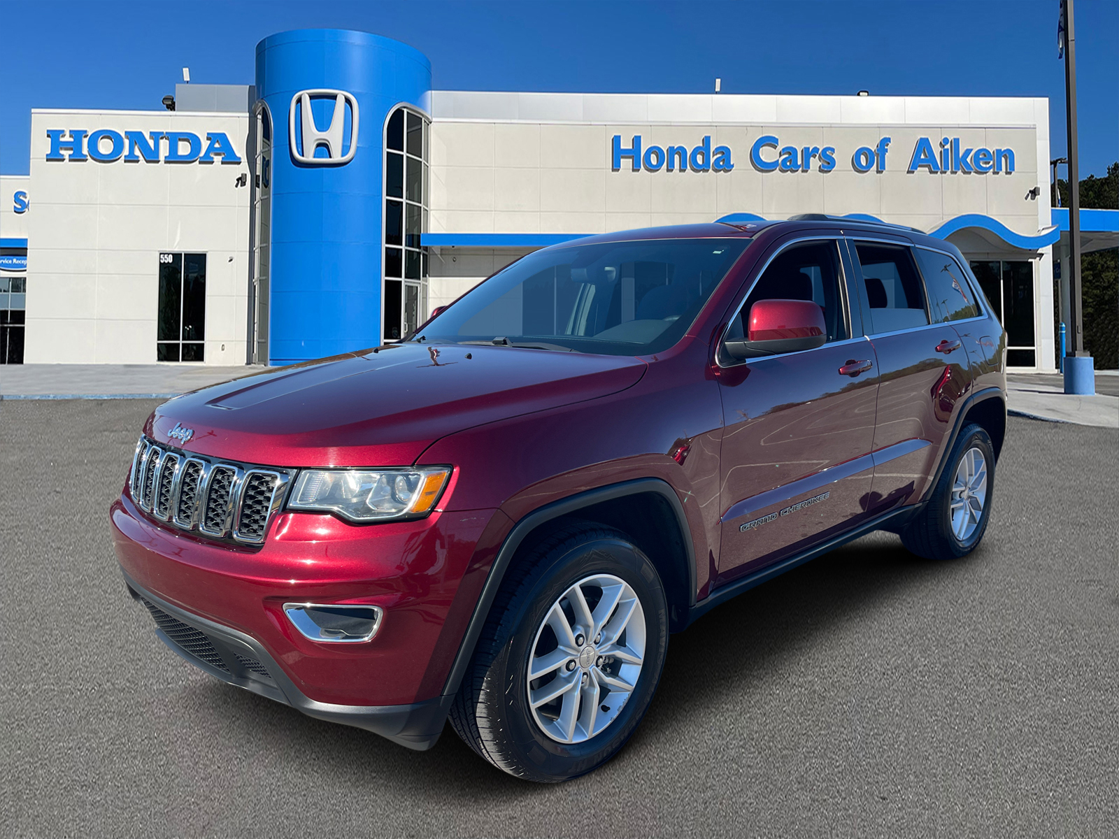 2018 Jeep Grand Cherokee Laredo 3