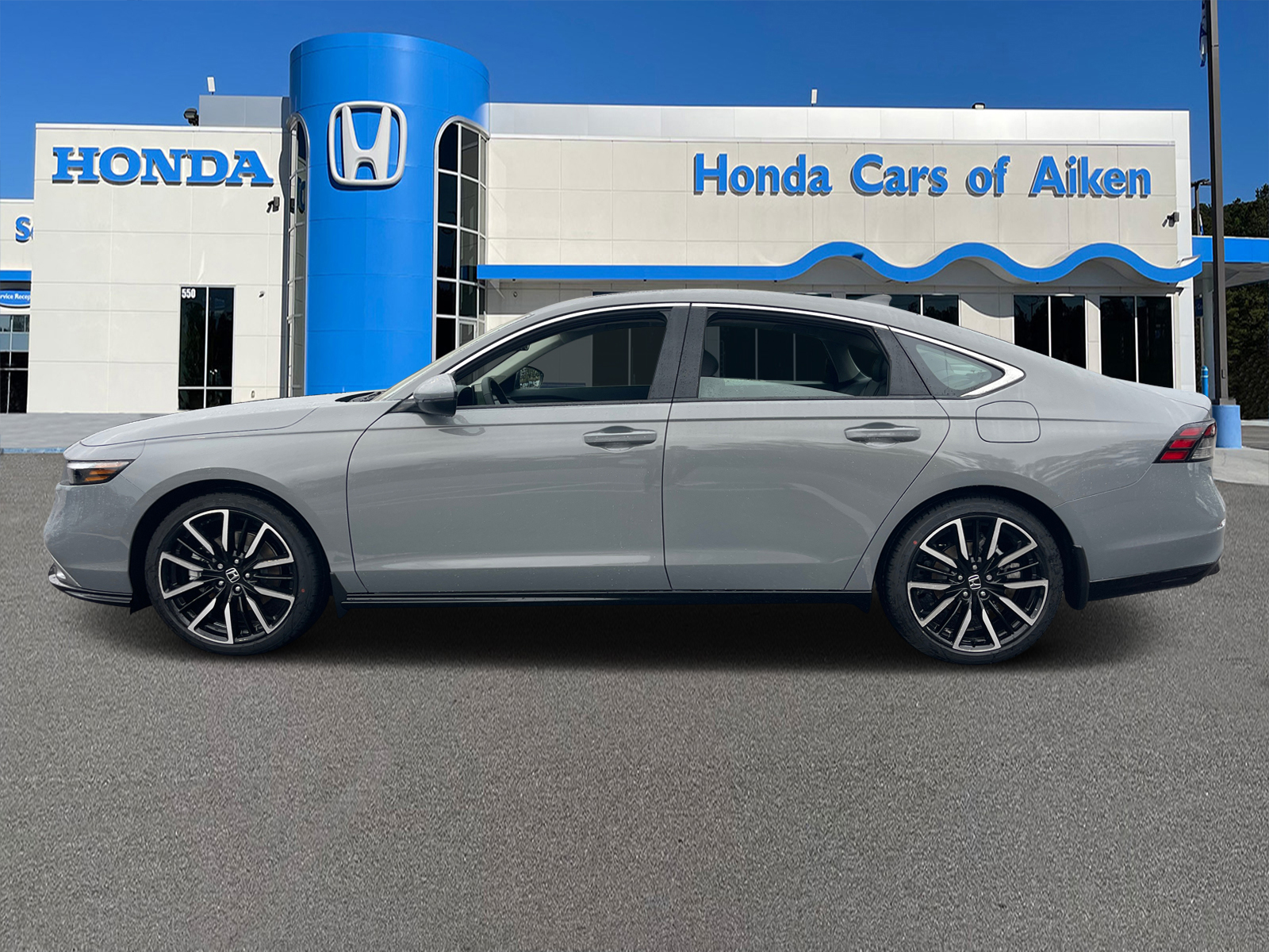 2025 Honda Accord Hybrid Touring 4