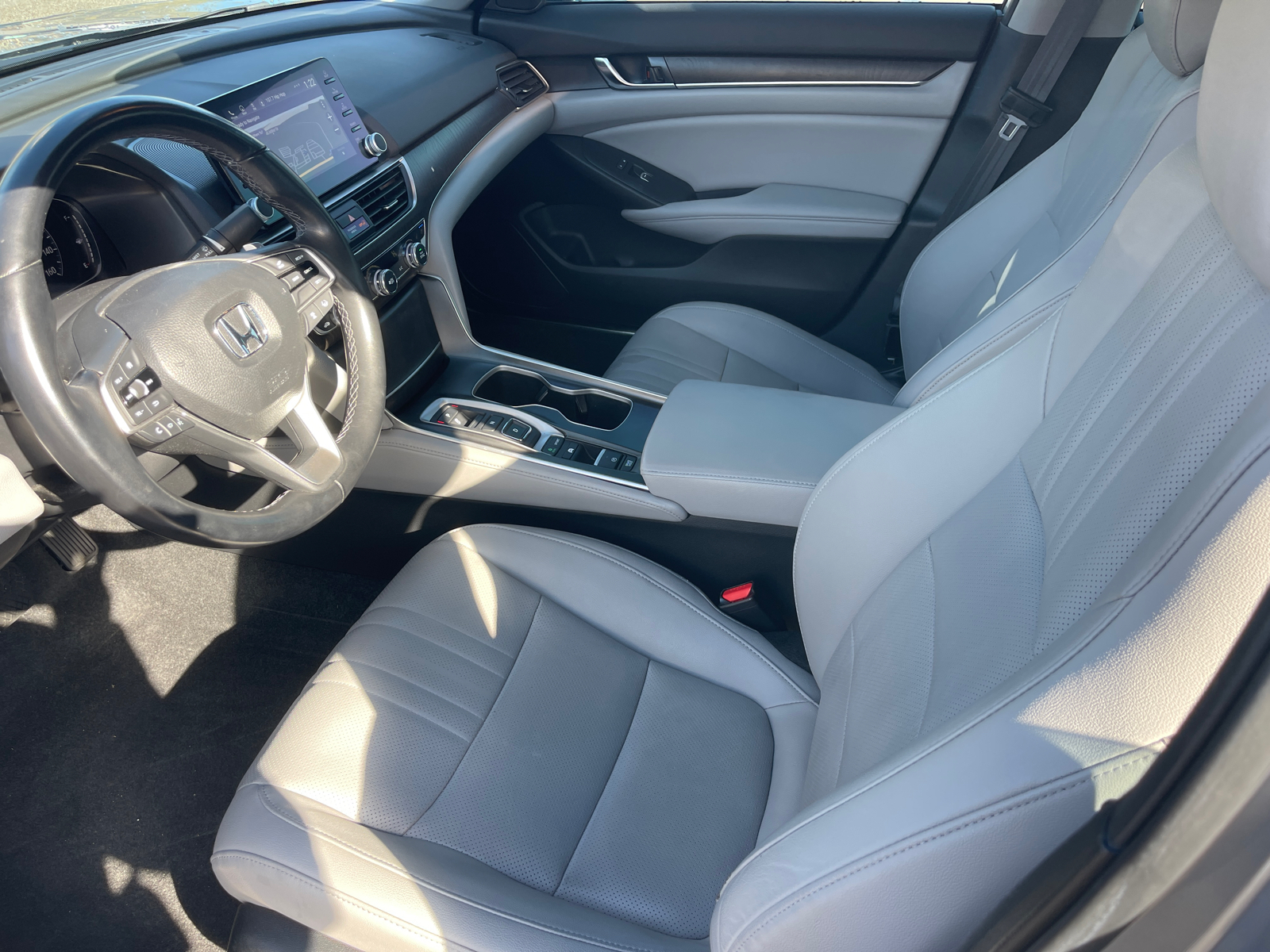 2020 Honda Accord Hybrid Touring 25