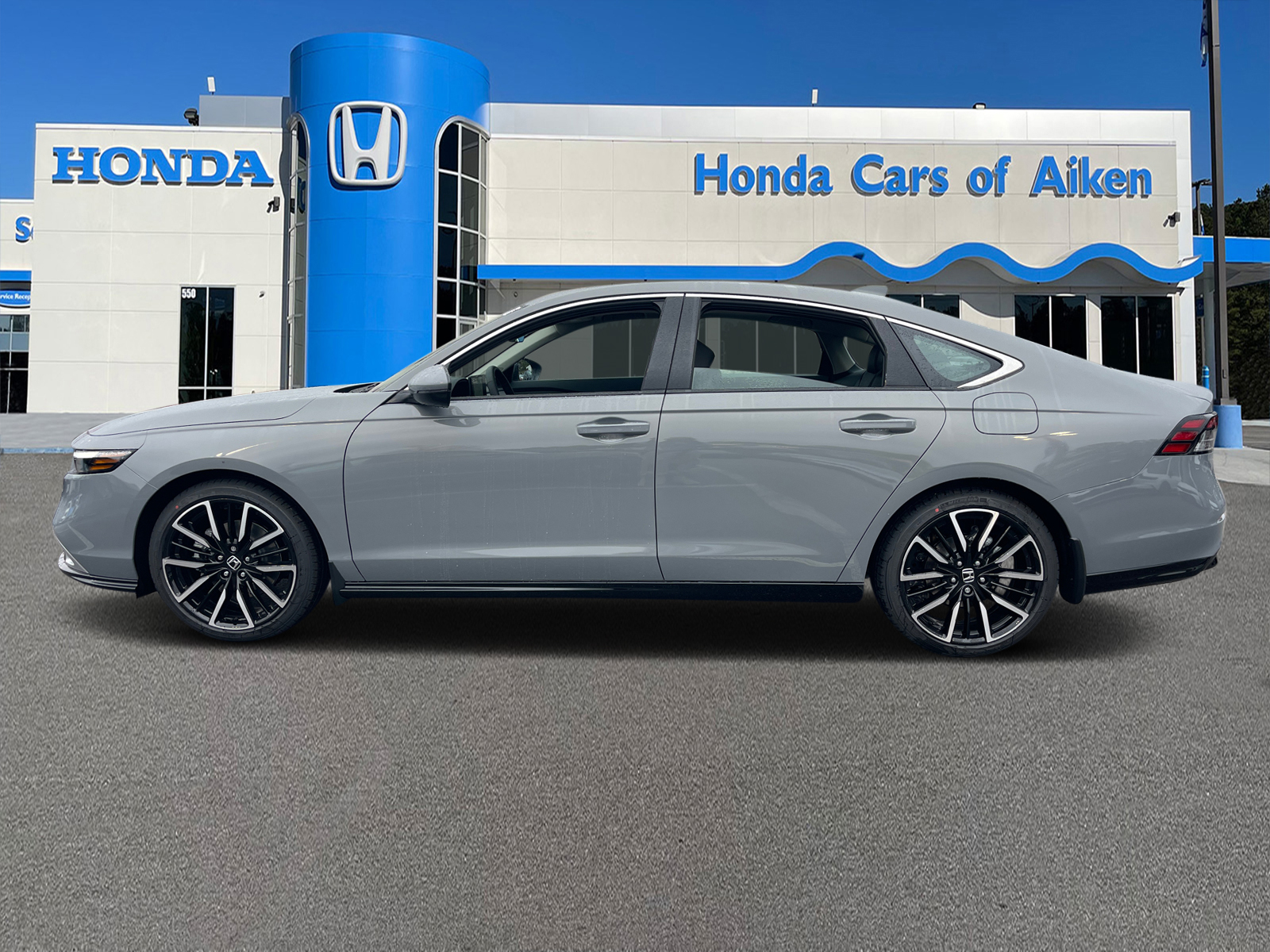 2025 Honda Accord Hybrid Touring 4