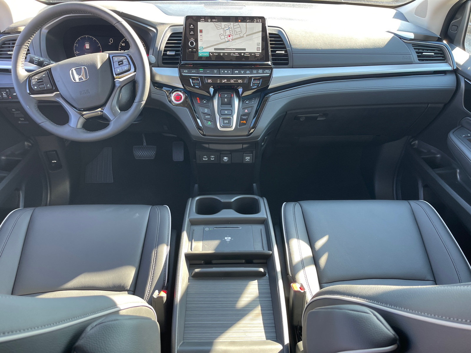 2025 Honda Odyssey Touring 14