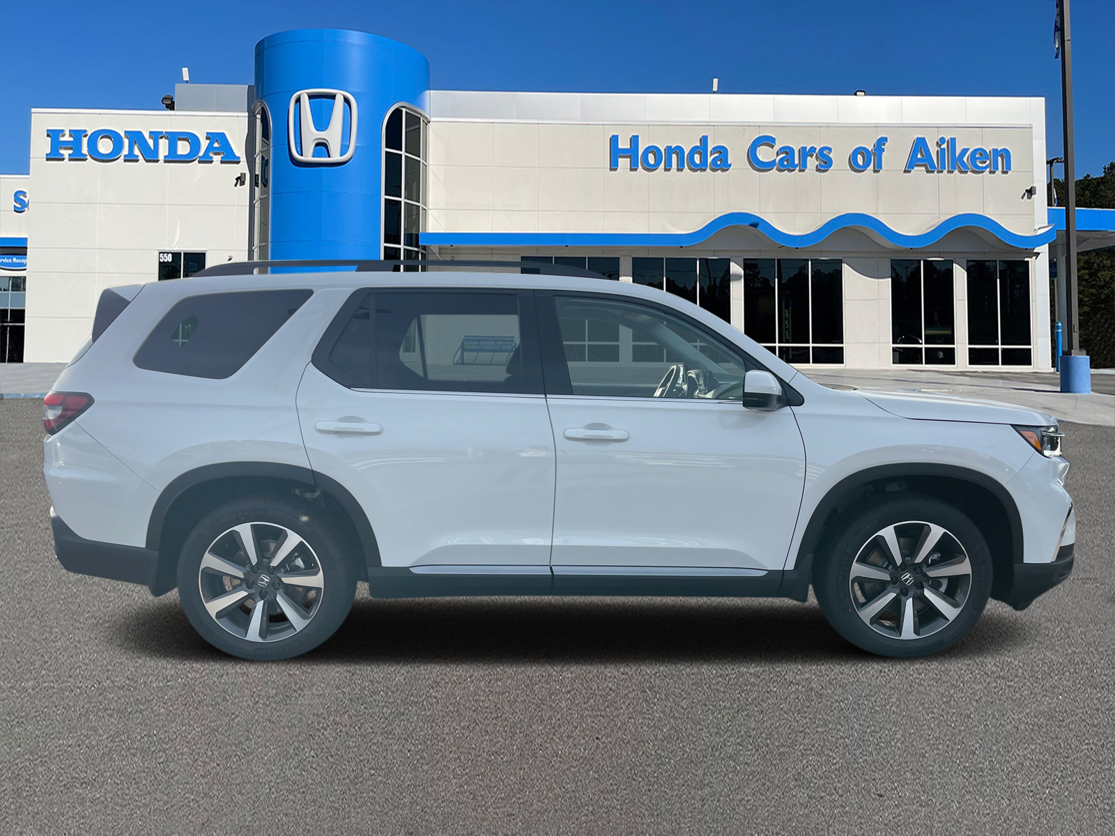 2025 Honda Pilot Touring 8