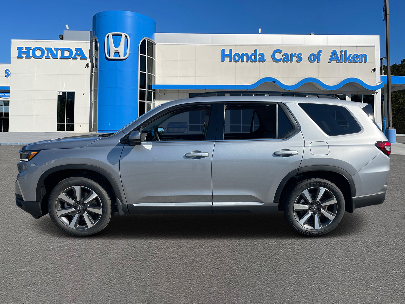 2025 Honda Pilot Touring 4