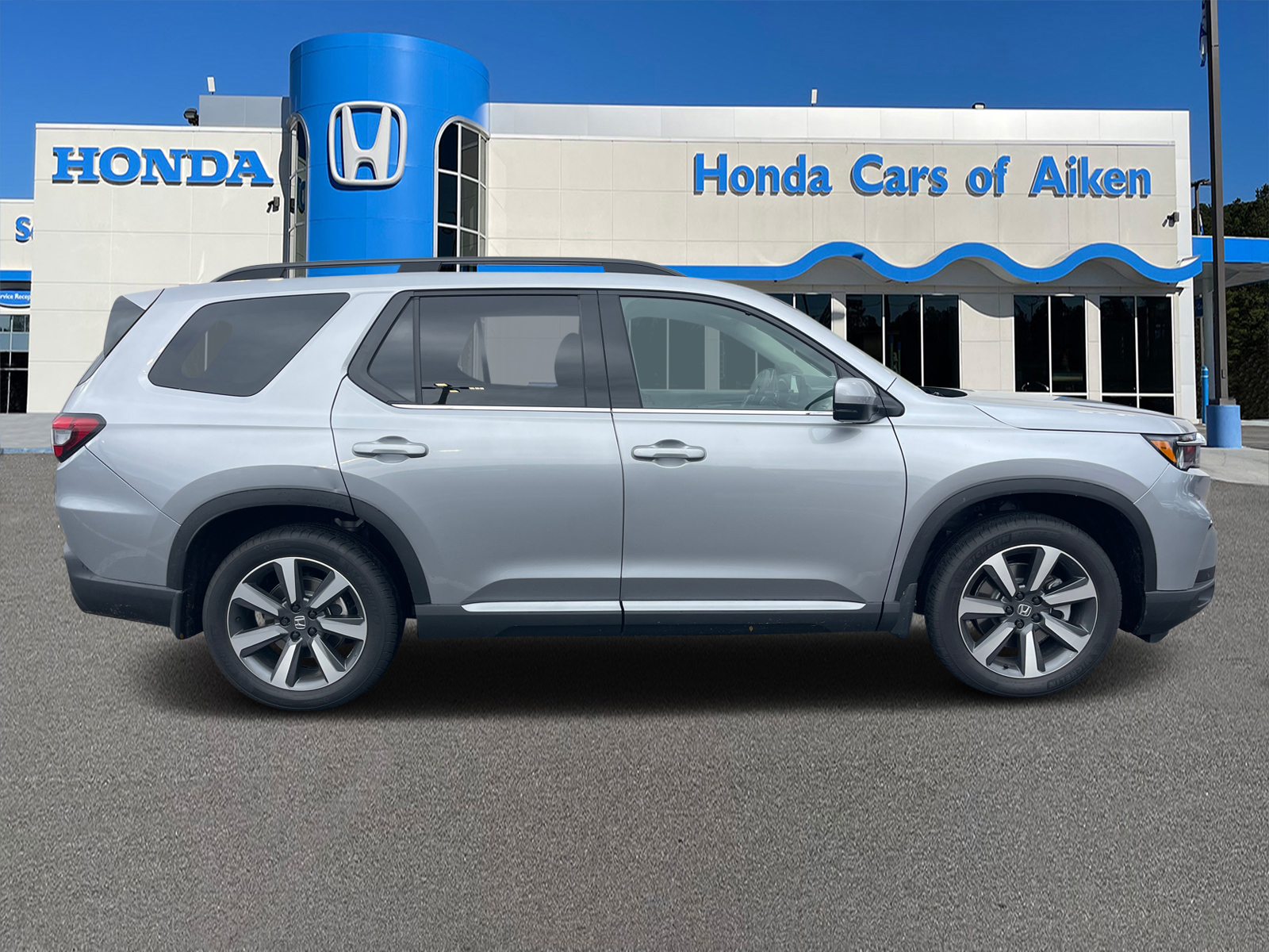 2025 Honda Pilot Touring 10