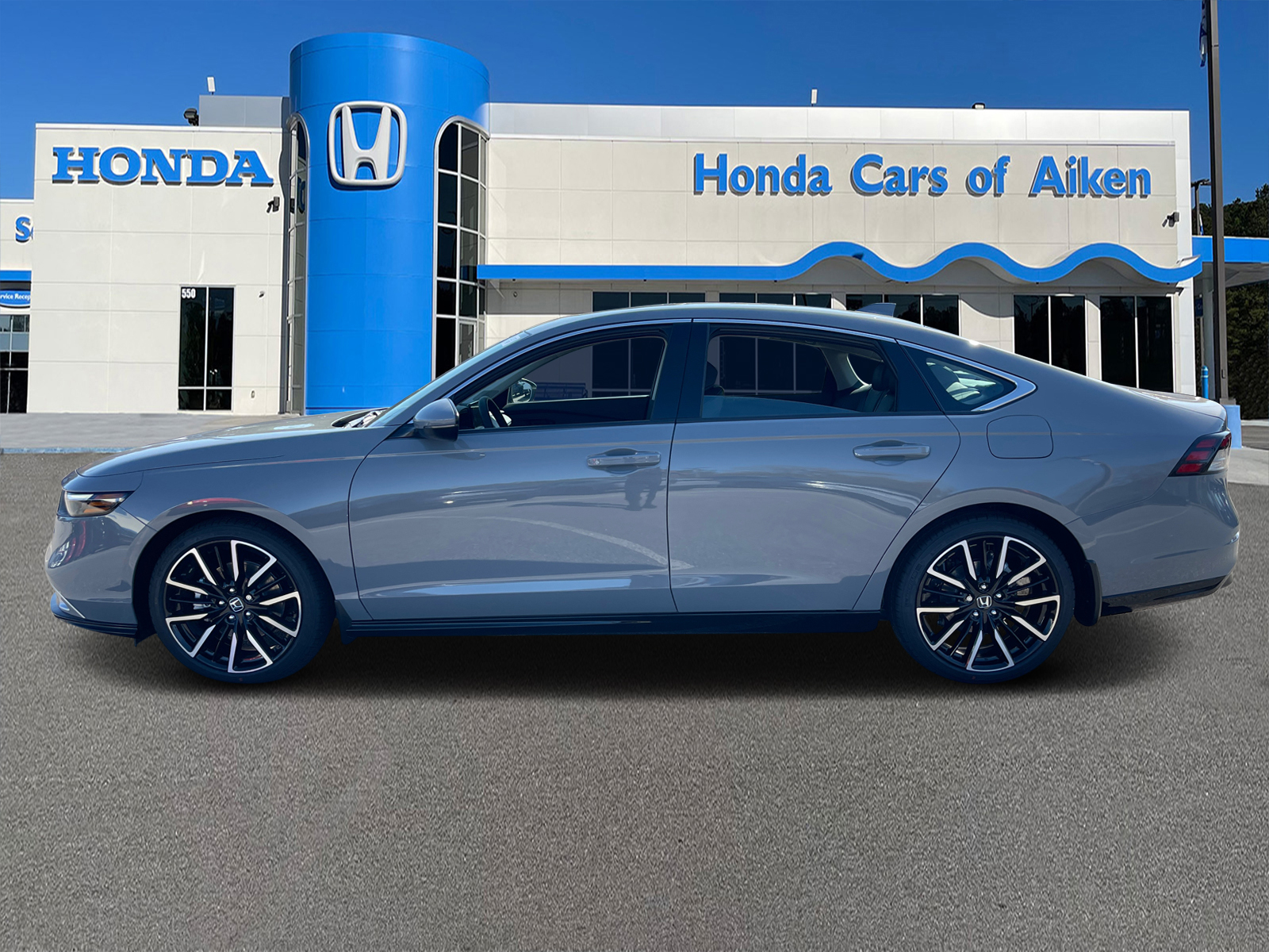 2025 Honda Accord Hybrid Touring 4