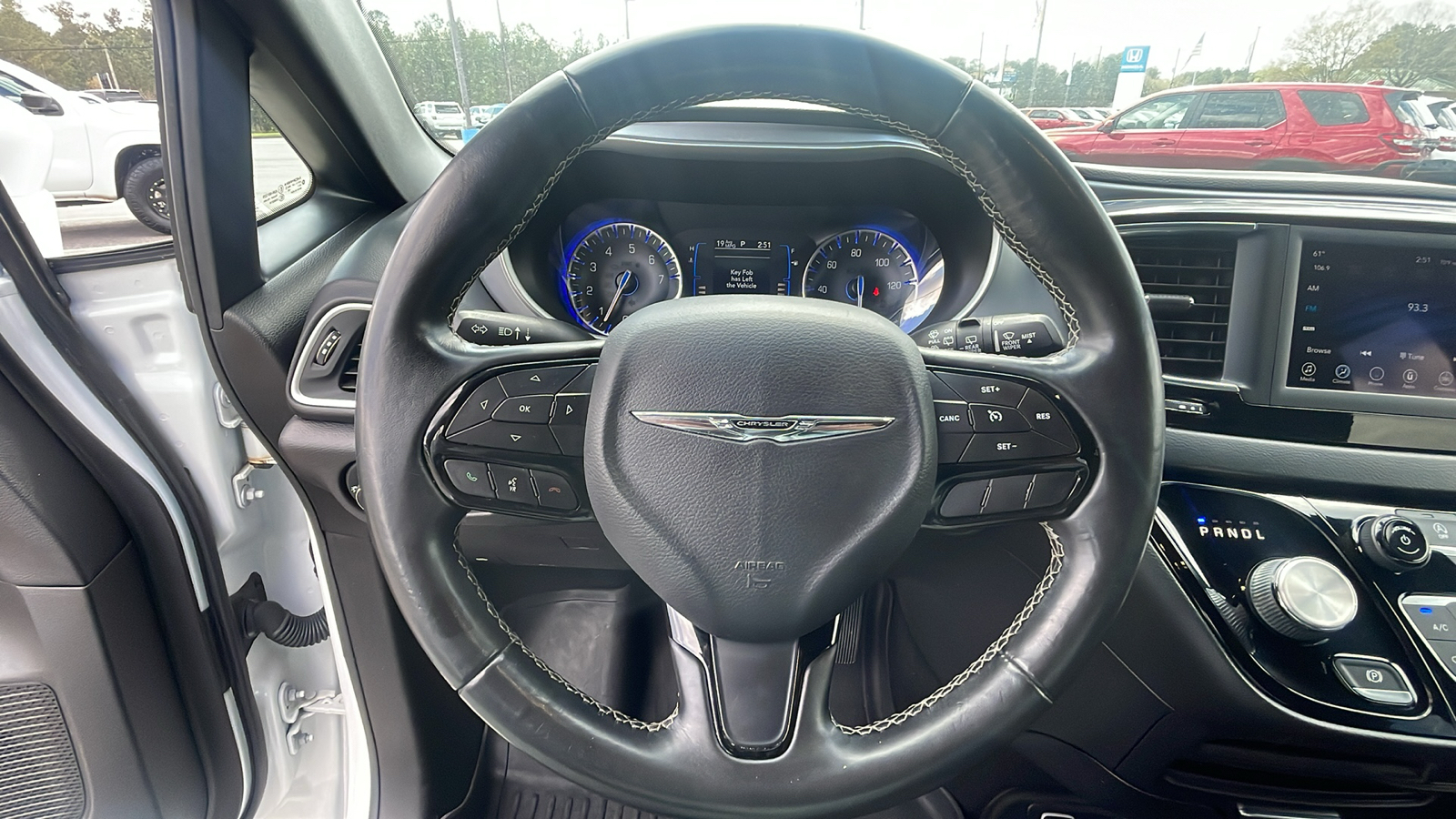 2020 Chrysler Pacifica Touring 21