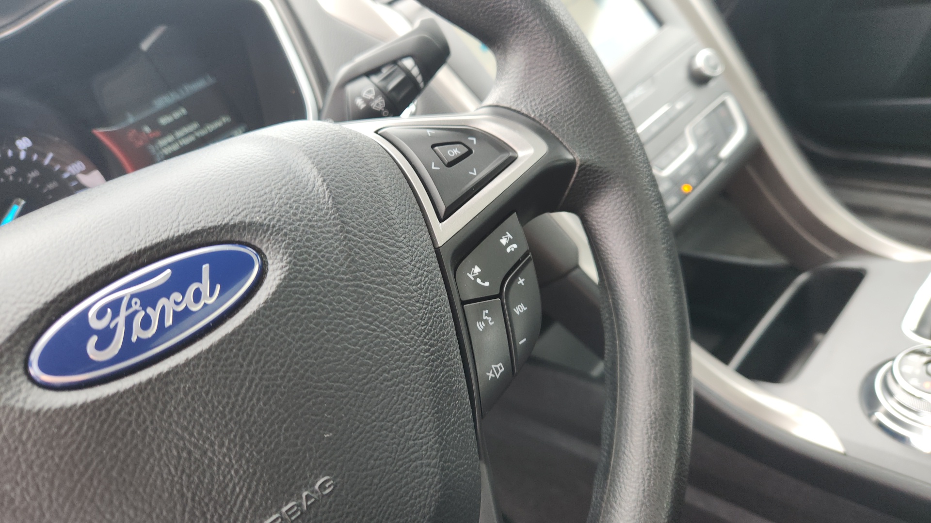 2019 Ford Fusion Hybrid SE 15