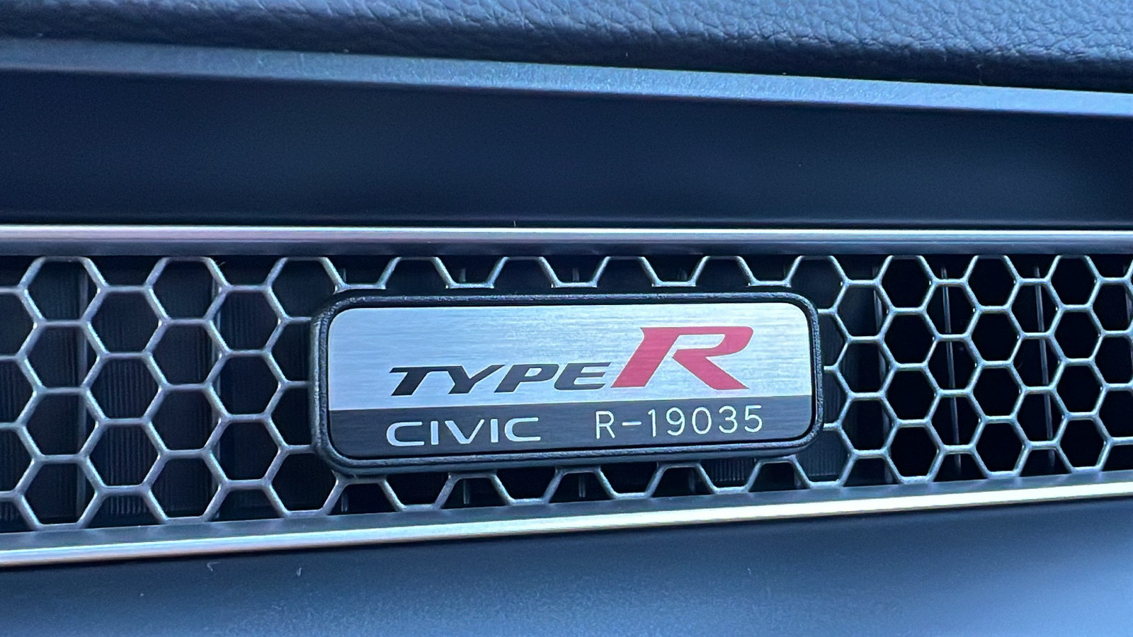 2024 Honda Civic Type R Base 32