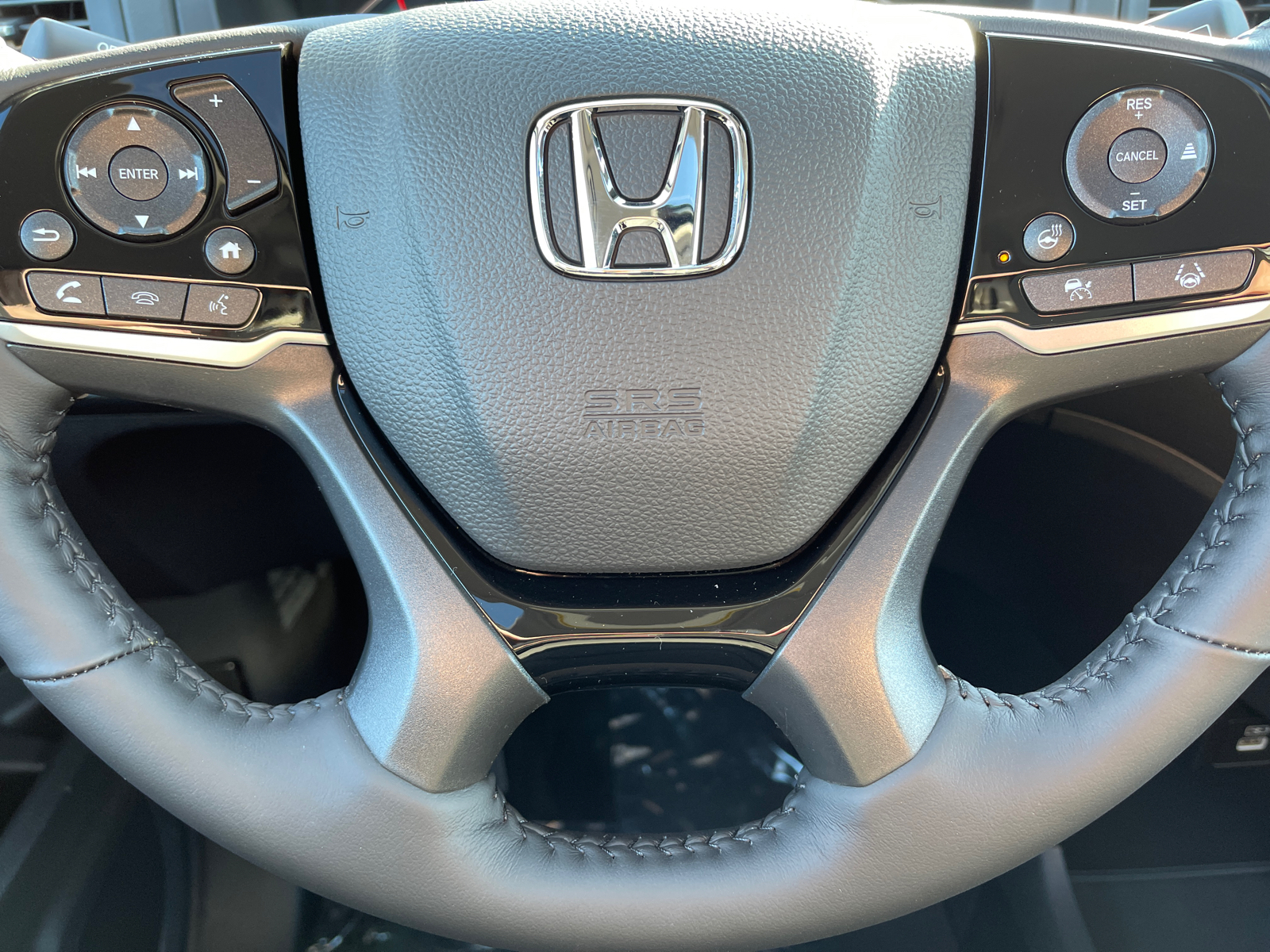 2024 Honda Odyssey Elite 17