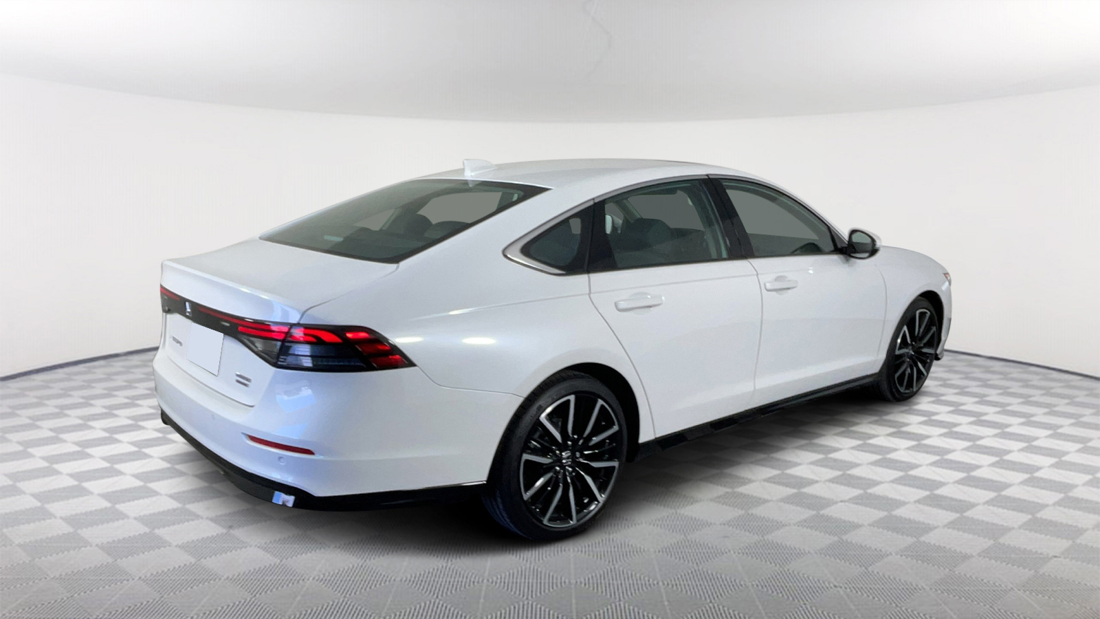 2024 Honda Accord Hybrid Touring 5