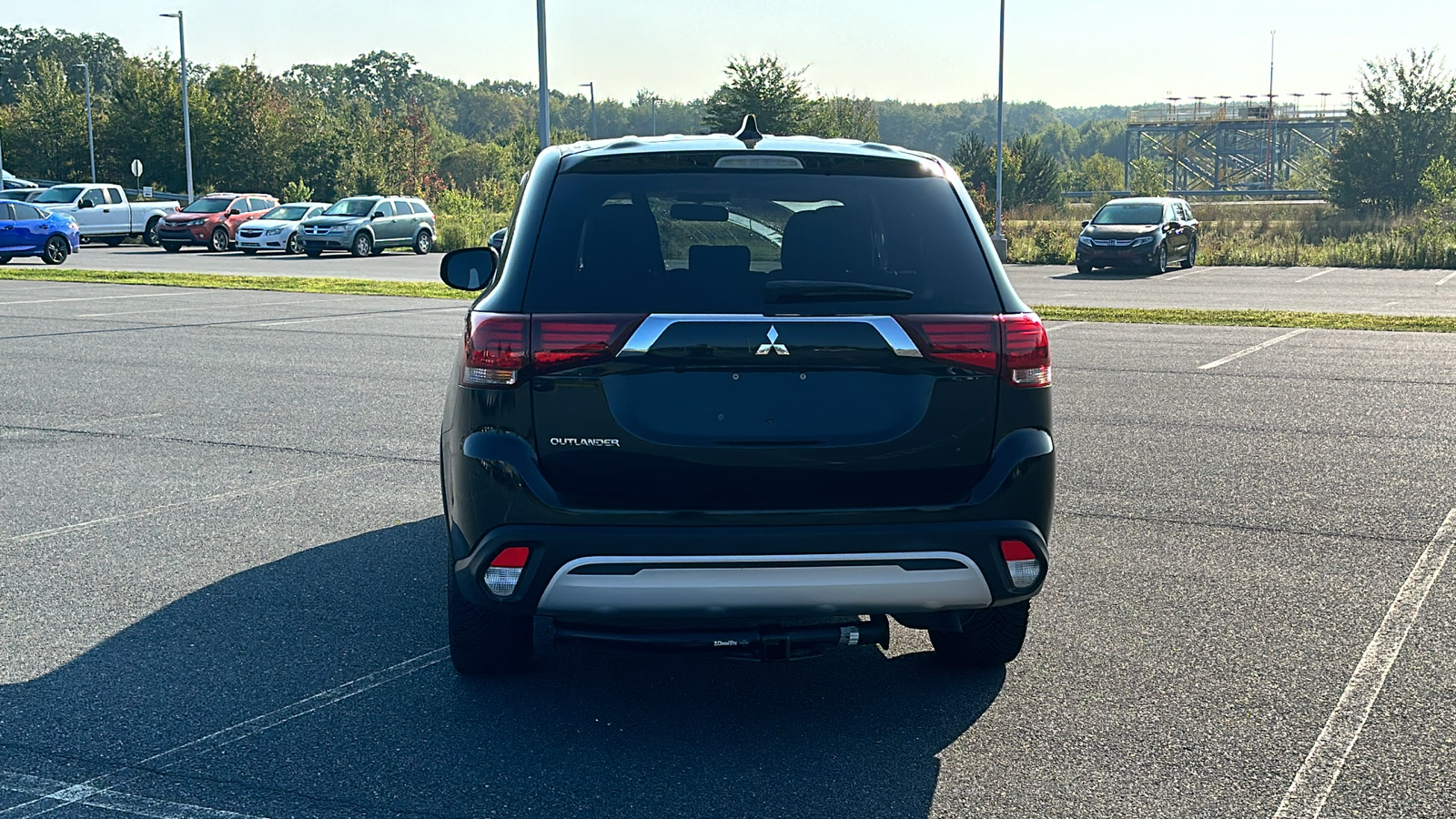 2020 Mitsubishi Outlander ES 9