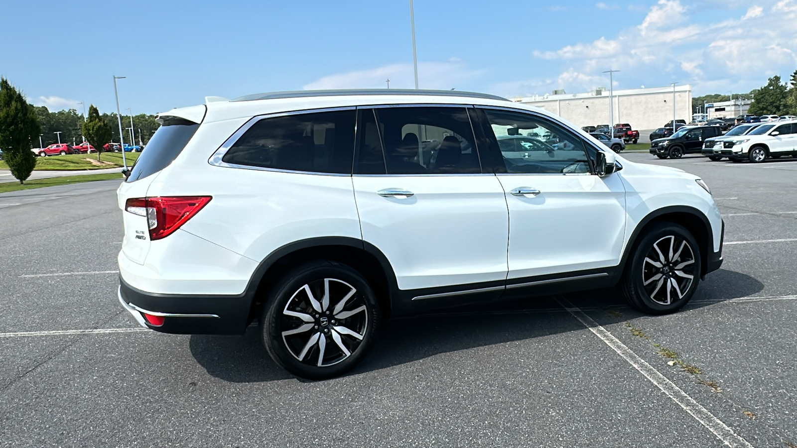 2022 Honda Pilot Elite 5