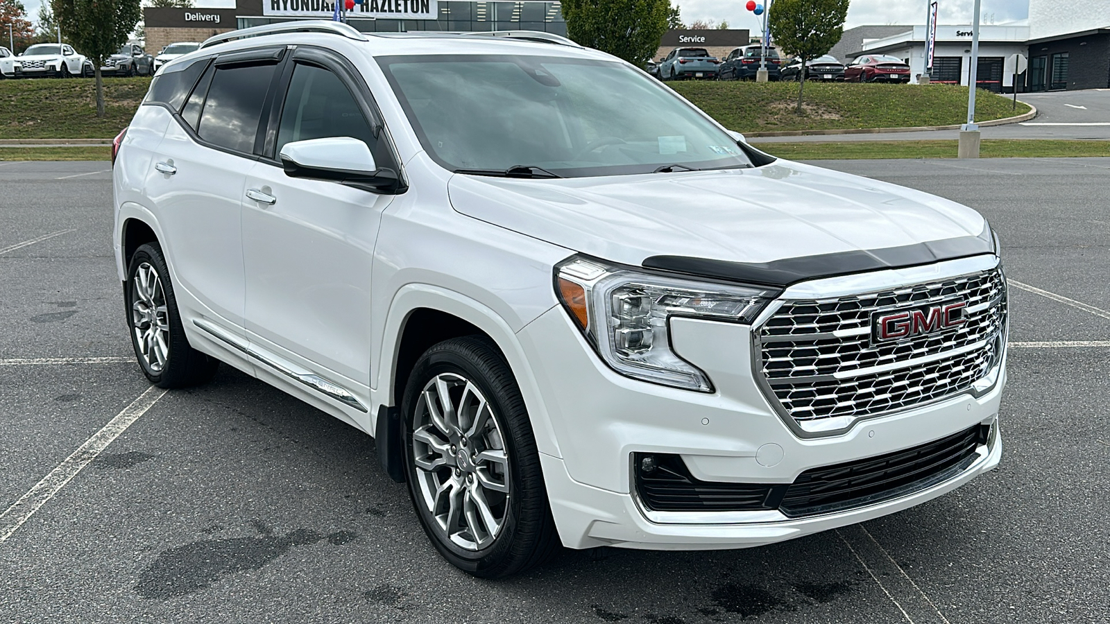 2023 GMC Terrain Denali 1