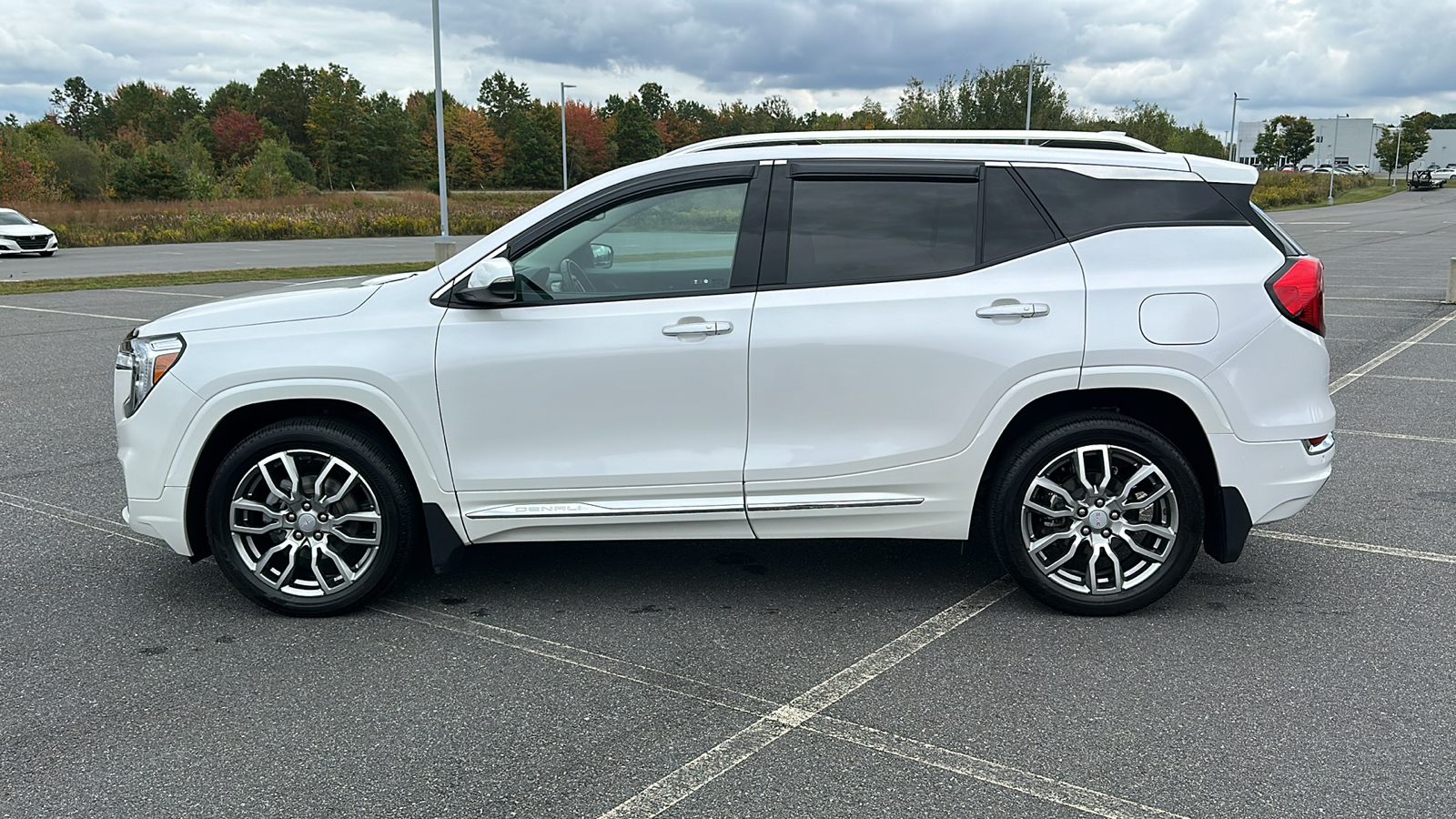 2023 GMC Terrain Denali 12