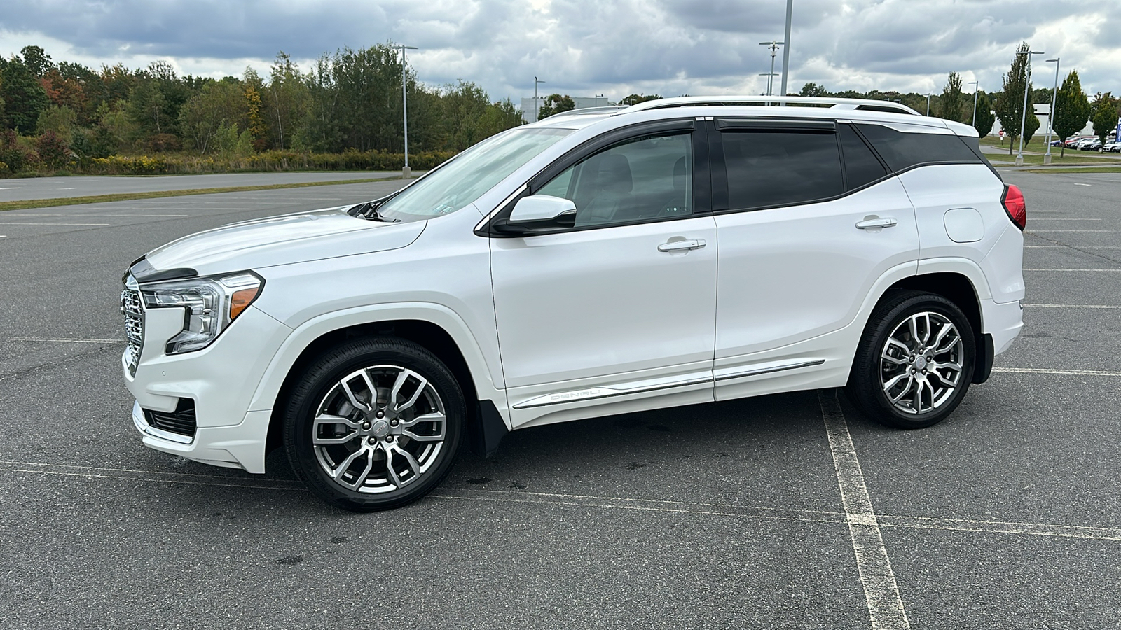 2023 GMC Terrain Denali 13