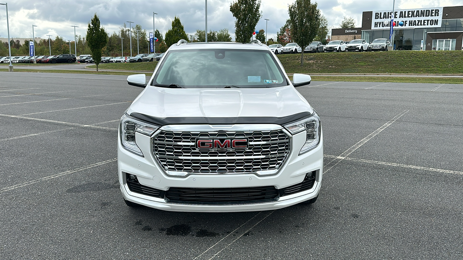 2023 GMC Terrain Denali 16