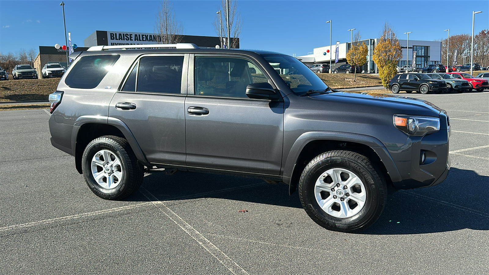 2016 Toyota 4Runner SR5 3