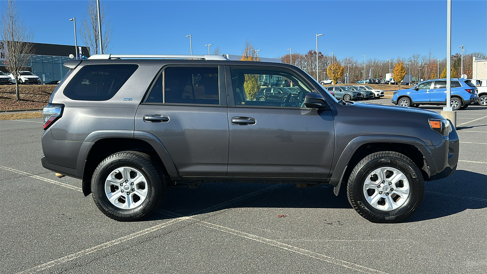 2016 Toyota 4Runner SR5 4