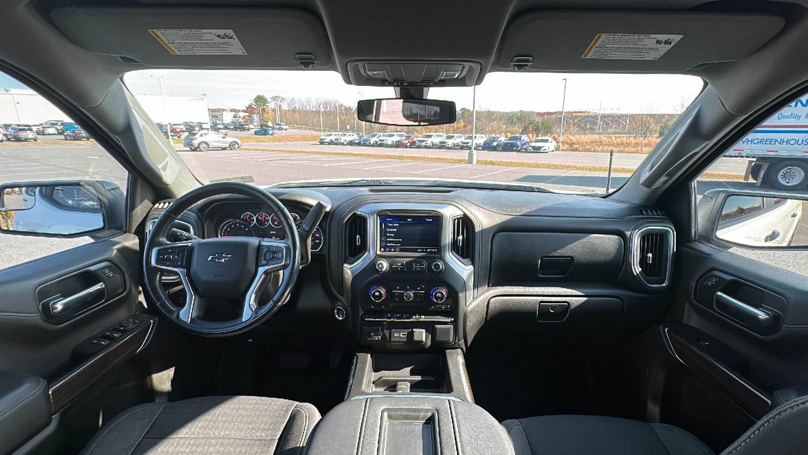 2021 Chevrolet Silverado 1500 LT Trail Boss 28