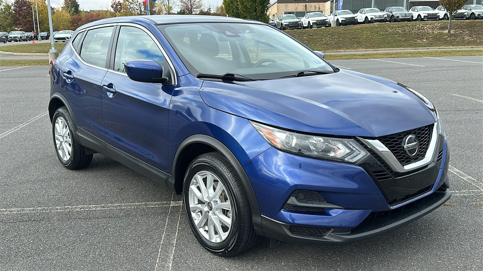 2021 Nissan Rogue Sport S 1