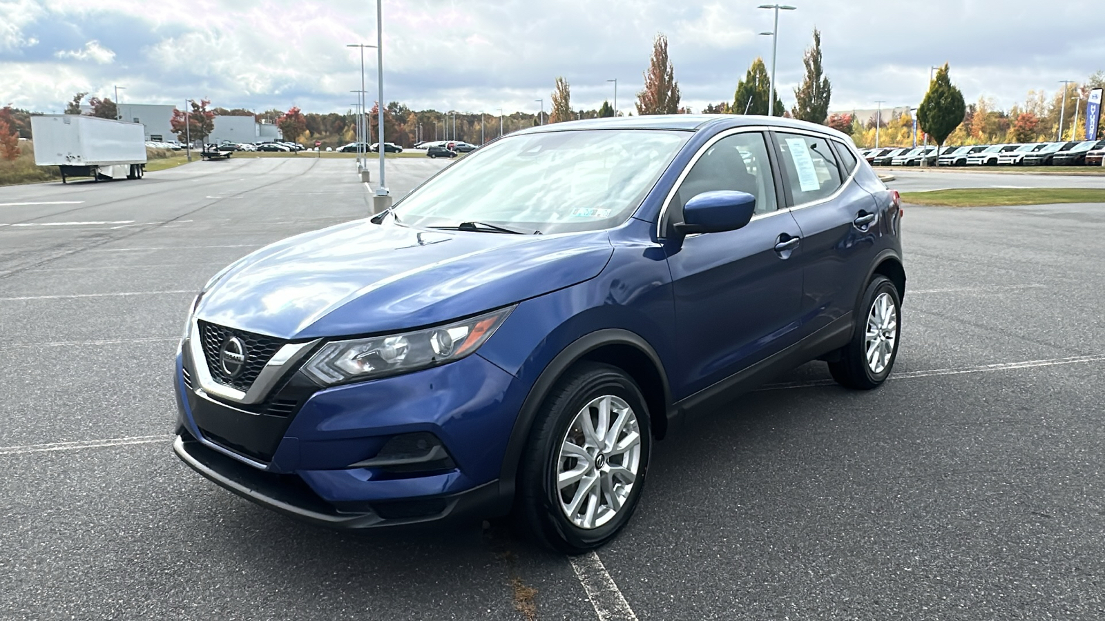 2021 Nissan Rogue Sport S 14