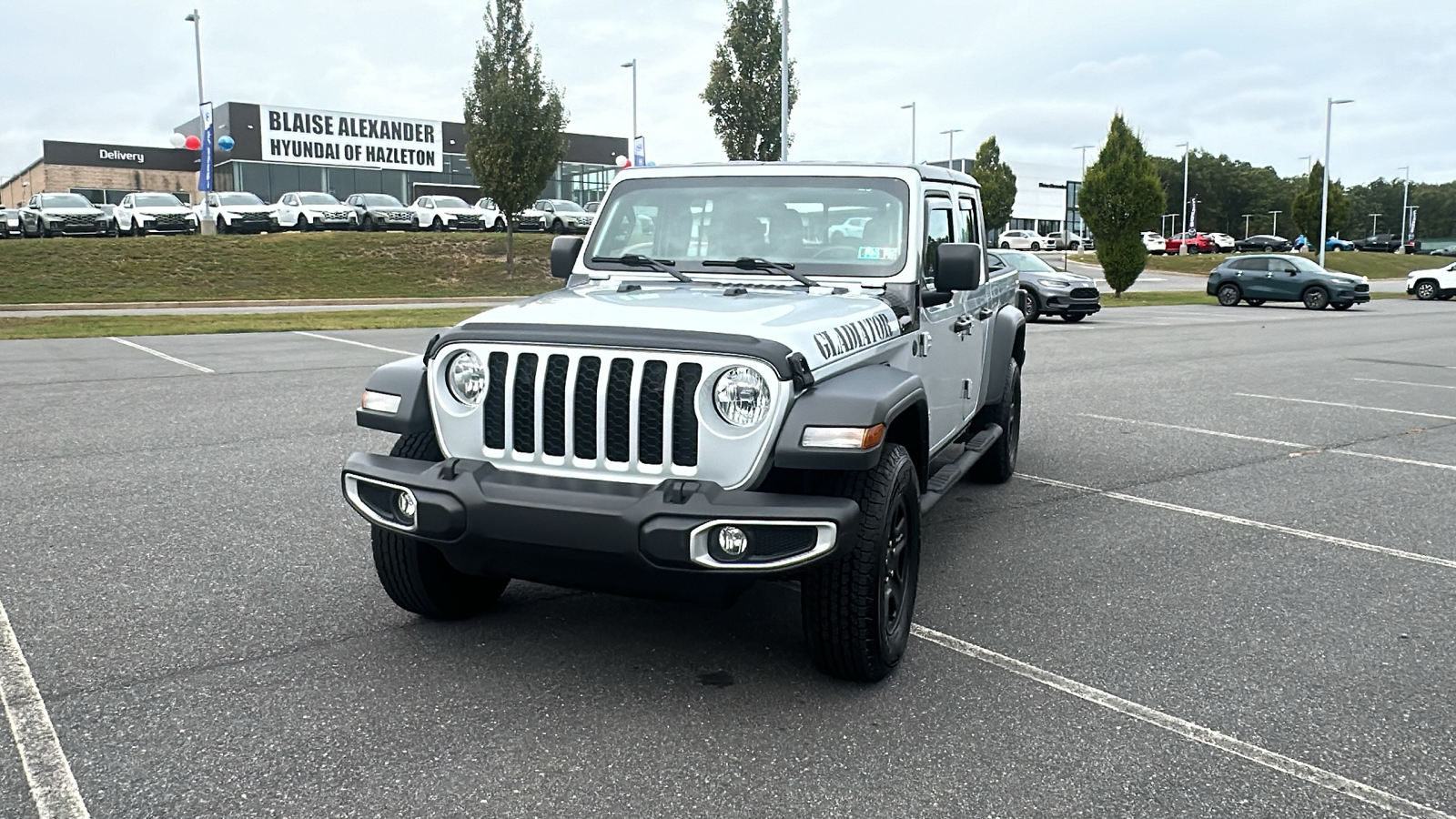 2023 Jeep Gladiator Sport 19