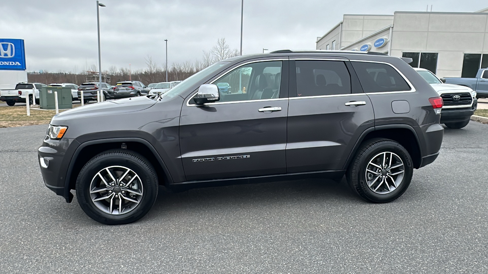 2021 Jeep Grand Cherokee Limited 12