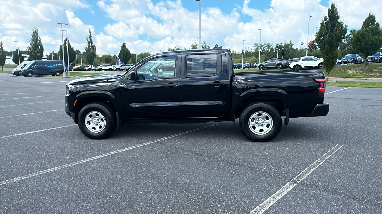 2023 Nissan Frontier S 12