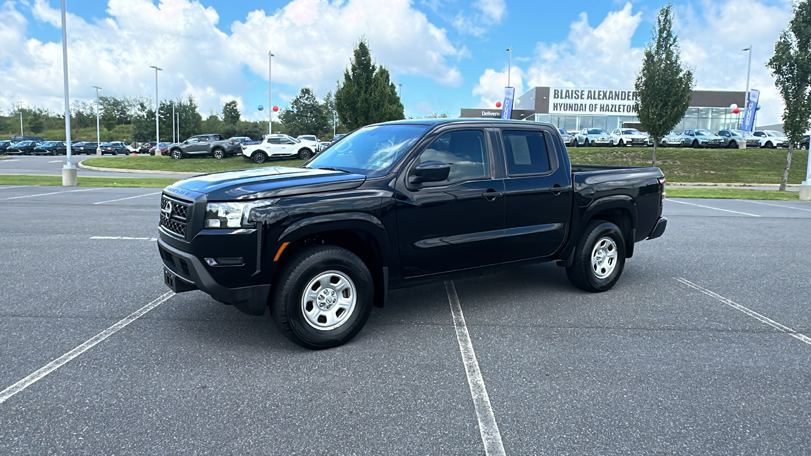 2023 Nissan Frontier S 14