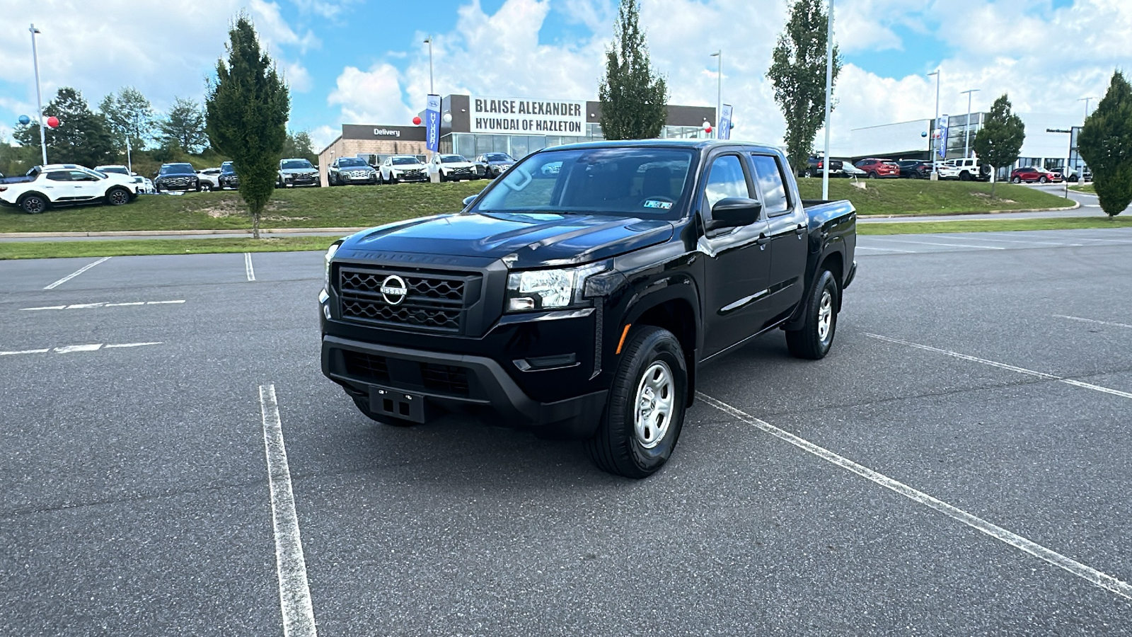 2023 Nissan Frontier S 15