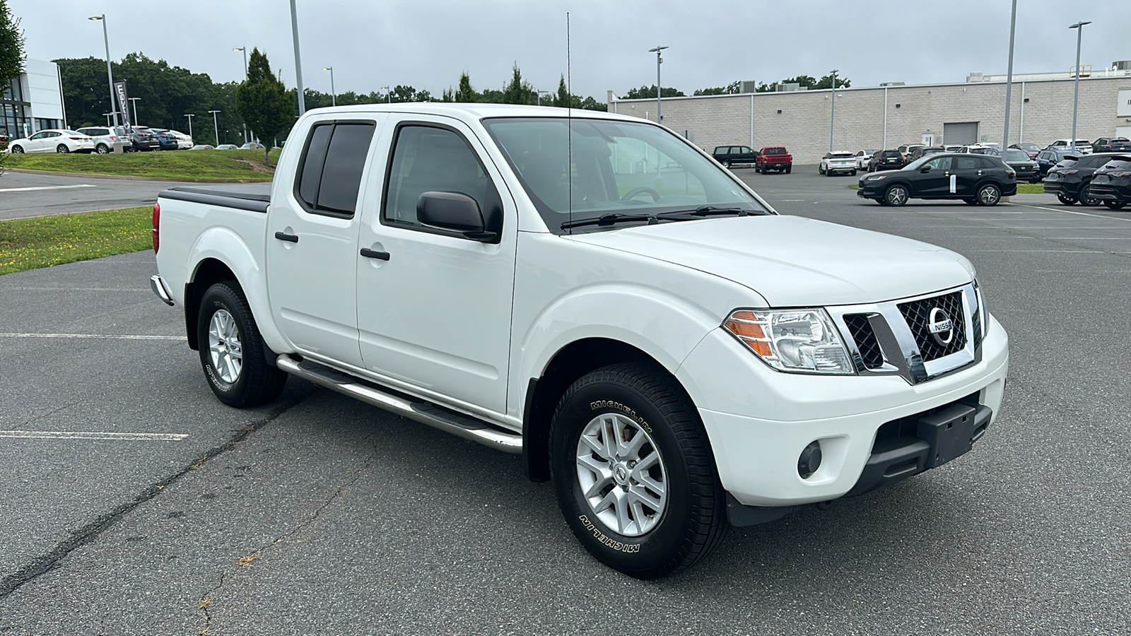 2019 Nissan Frontier SV 2