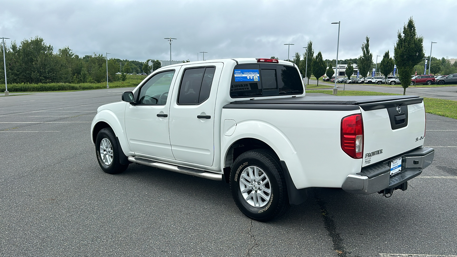 2019 Nissan Frontier SV 10