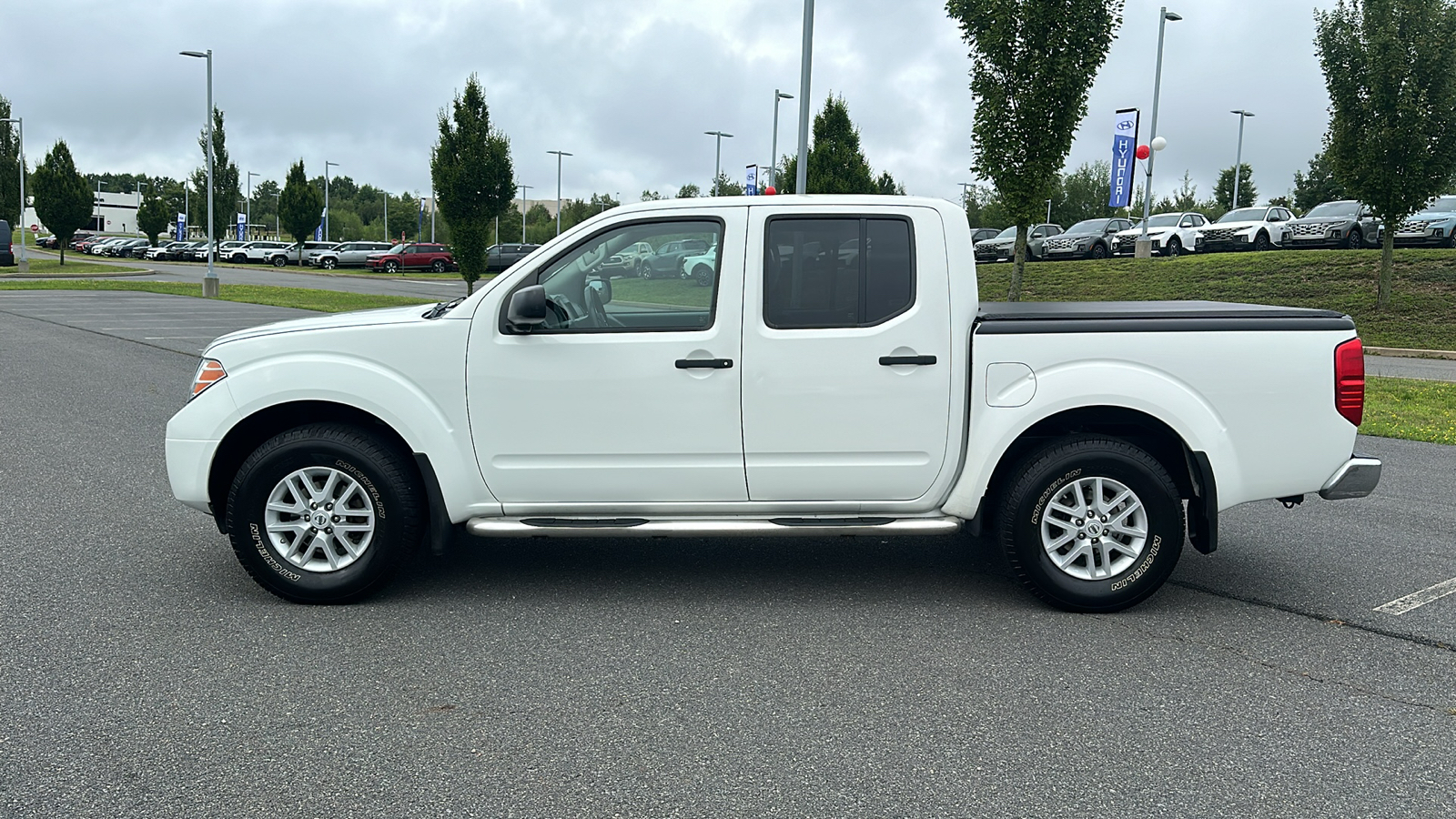 2019 Nissan Frontier SV 12