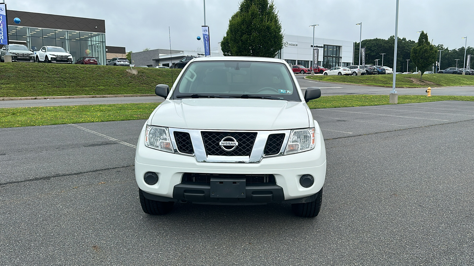 2019 Nissan Frontier SV 16