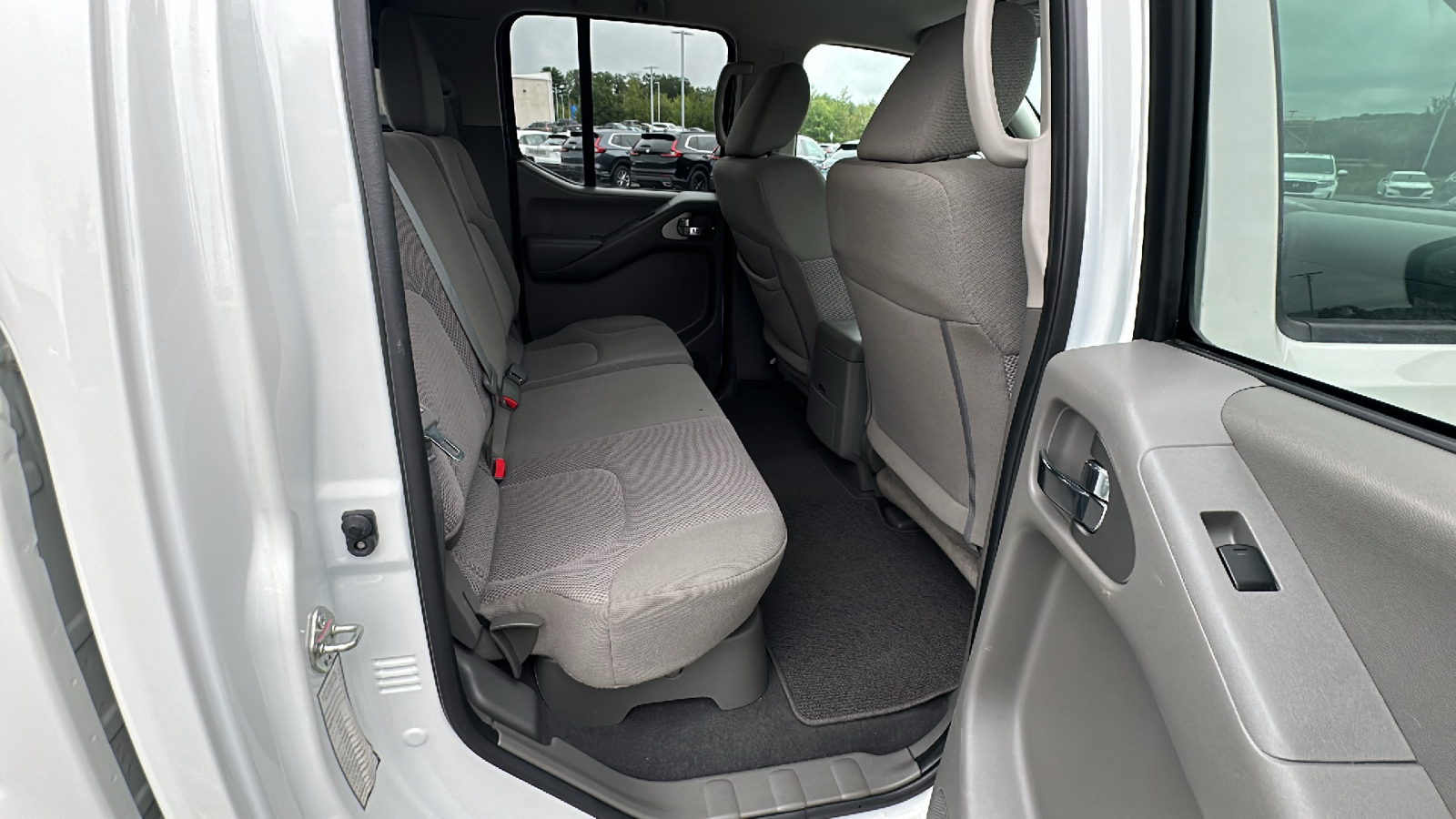 2019 Nissan Frontier SV 20