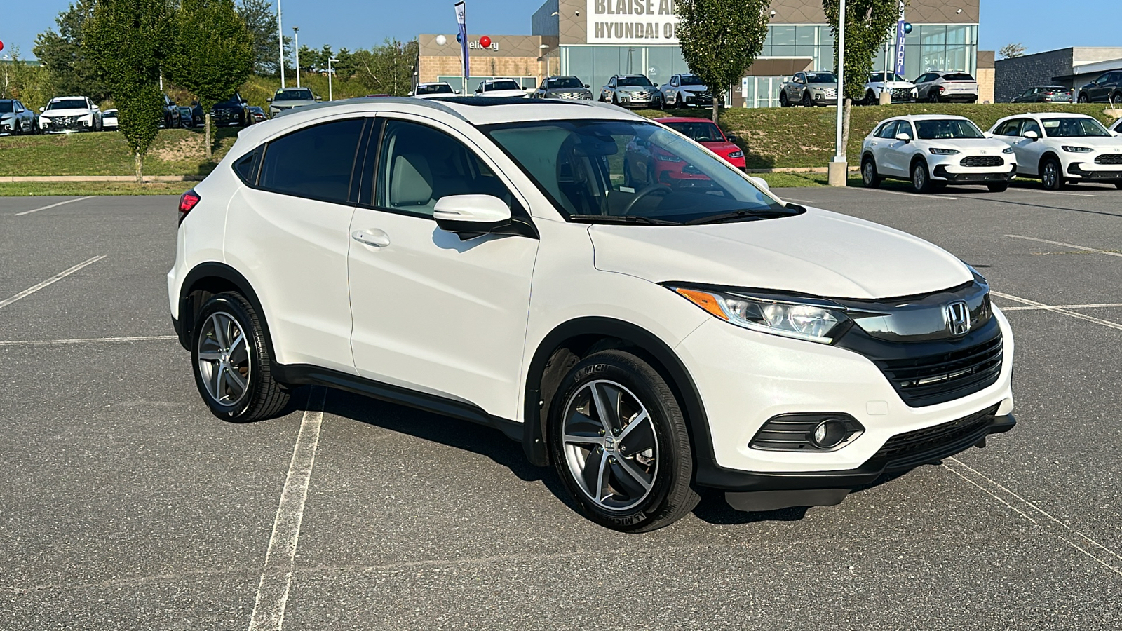 2022 Honda HR-V EX 2